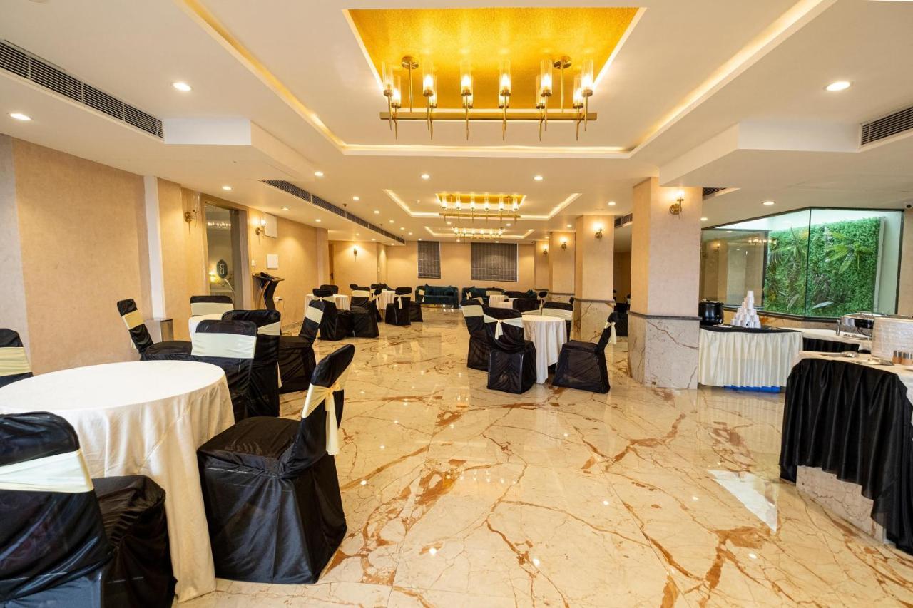 Hotel The Bastion à Bhopal Extérieur photo