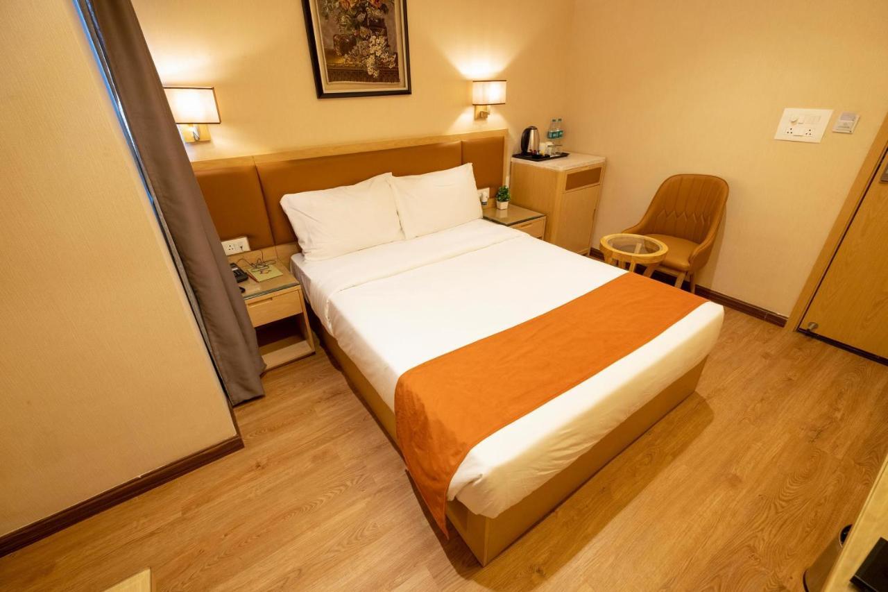 Hotel The Bastion à Bhopal Extérieur photo