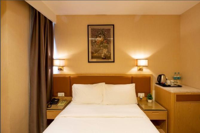 Hotel The Bastion à Bhopal Extérieur photo